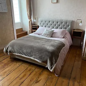 Privative Dans Maison De Caractère Alloggio in famiglia