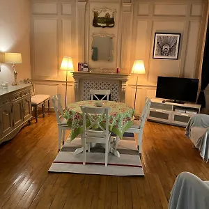 Eglantine Centre Historique De Apartamento